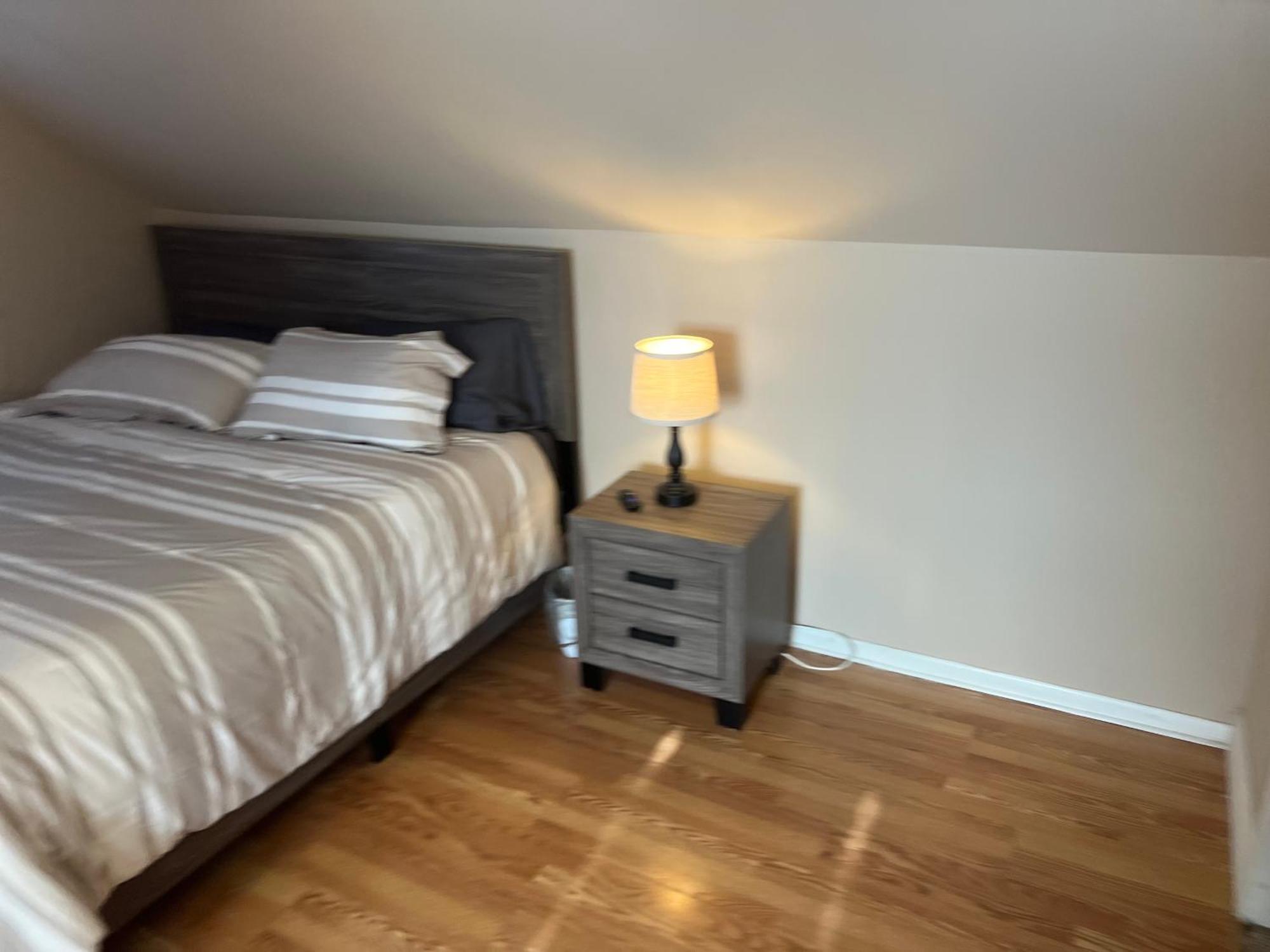 Spacious 3 Bedroom Ewing Home -Quiet Трентон Екстер'єр фото
