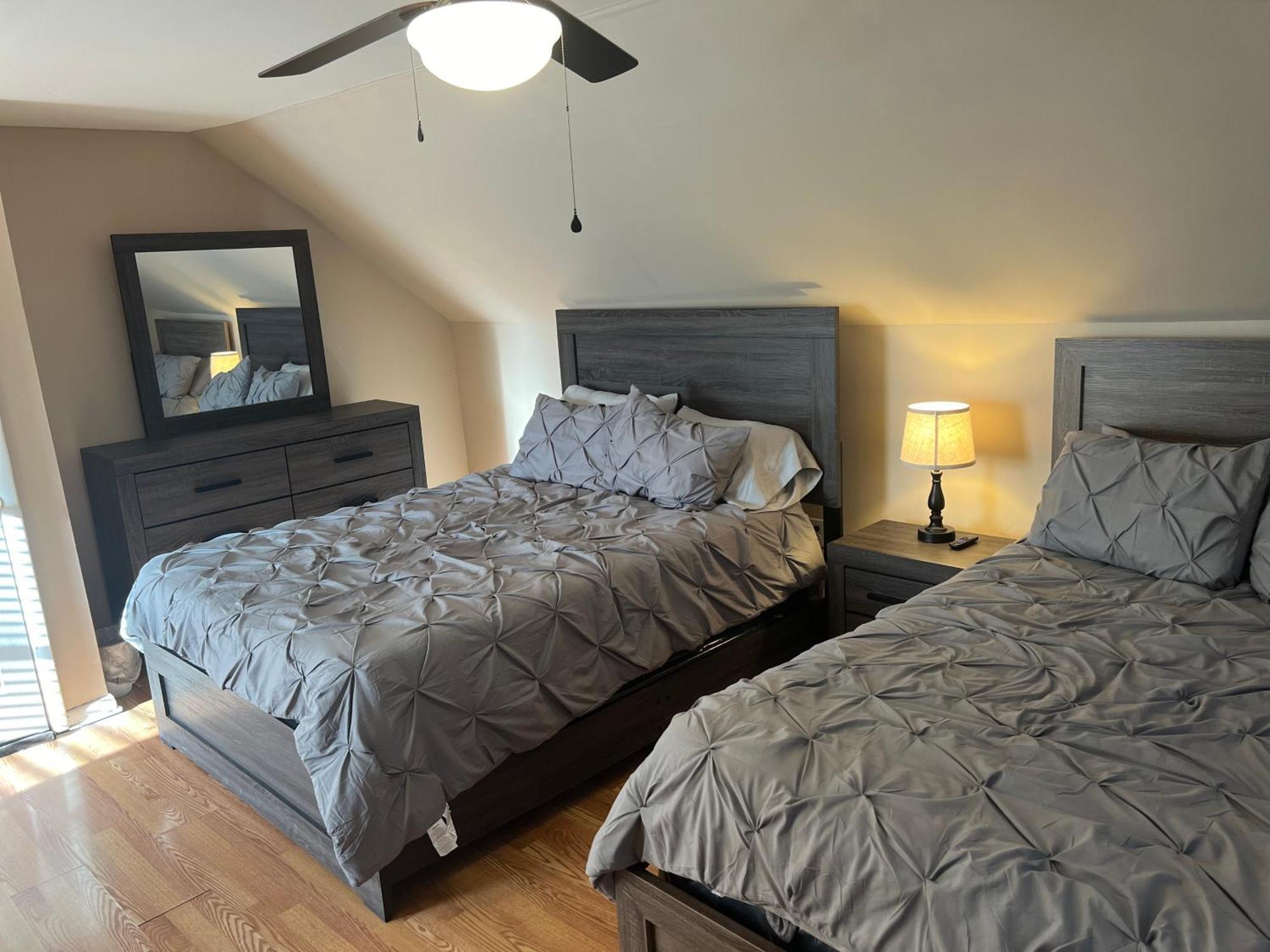 Spacious 3 Bedroom Ewing Home -Quiet Трентон Екстер'єр фото