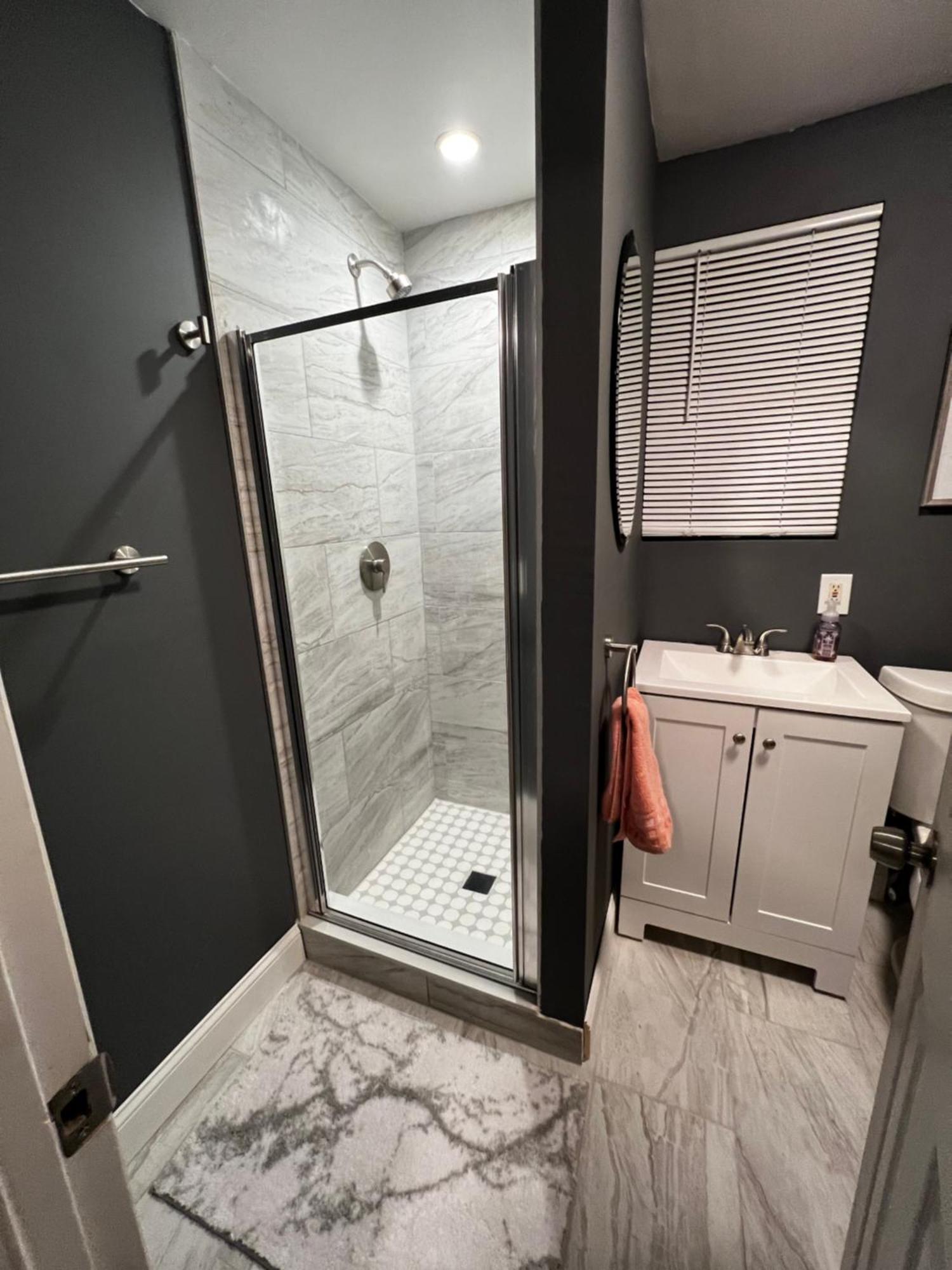 Spacious 3 Bedroom Ewing Home -Quiet Трентон Екстер'єр фото