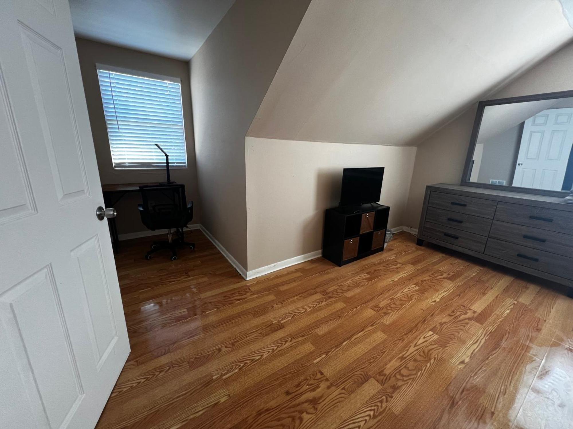 Spacious 3 Bedroom Ewing Home -Quiet Трентон Екстер'єр фото